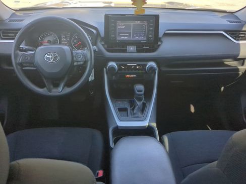 Used 2020 Toyota RAV4 LE image 21