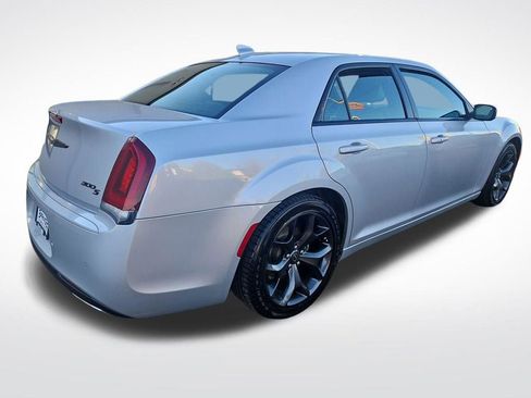 Used 2023 Chrysler 300 S image 5