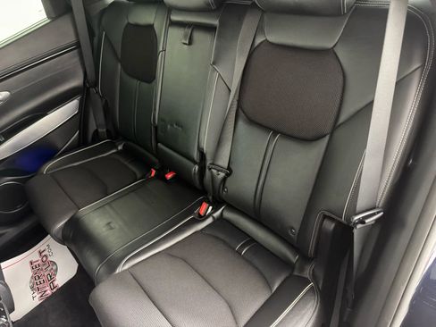 Used 2023 Genesis GV70 2.5T w/ Sport Prestige Package image 39