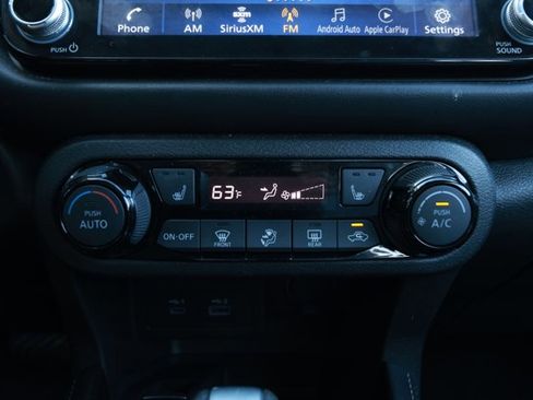 Used 2023 Nissan Kicks SR w/ SR Premium Package image 17