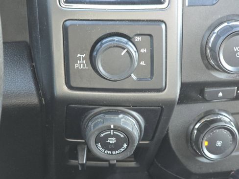 Used 2018 Ford F150 XLT w/ Equipment Group 302A Luxury image 24