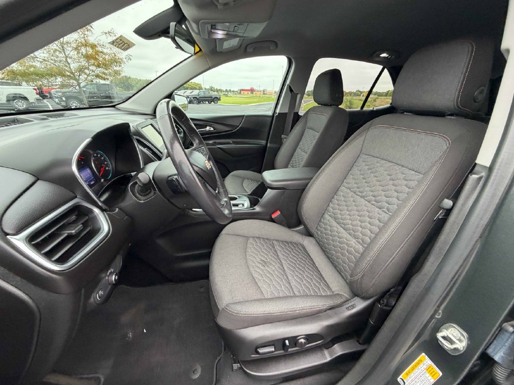 Used 2019 Chevrolet Equinox LT AWD/4WD image 18
