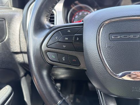 Used 2020 Dodge Charger SXT RWD image 25