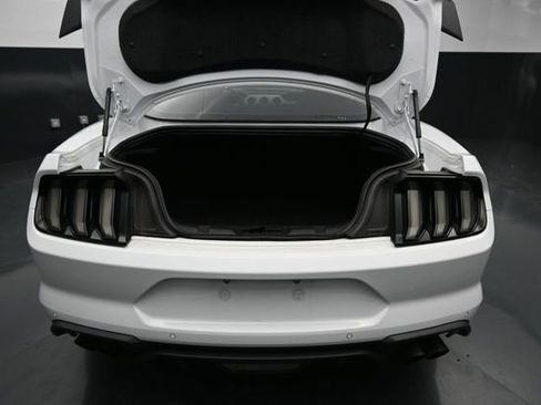 Used 2022 Ford Mustang GT Premium w/ Equipment Group 401A RWD image 9