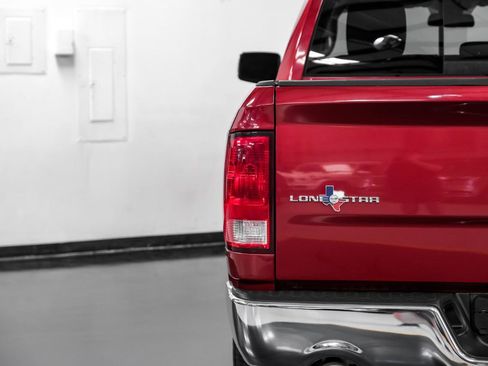 Used 2014 RAM 1500 Lone Star AWD/4WD image 40
