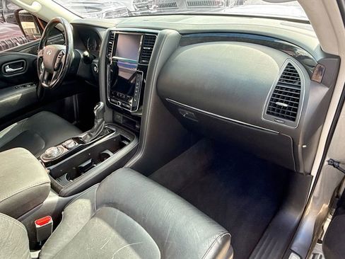 Used 2021 INFINITI QX80 Luxe image 34
