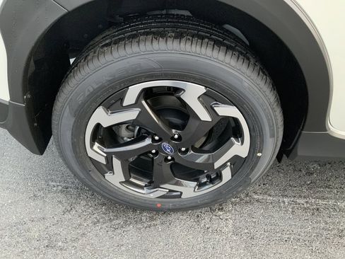 Used 2023 Subaru Crosstrek 2.5i Limited w/ Moonroof Package image 22