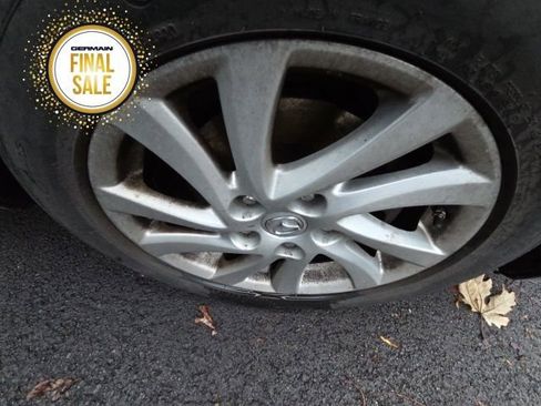 Used 2012 MAZDA MAZDA3 i Grand Touring w/ Tech Pkg image 8