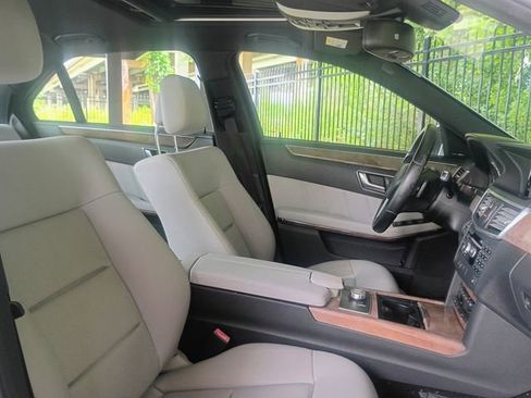 Used 2013 Mercedes-Benz E 350 Sedan image 48