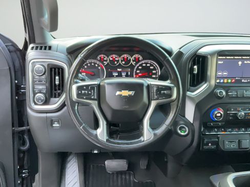 Certified 2021 Chevrolet Silverado 1500 LT w/ Z71 Off-Road Package AWD/4WD image 15