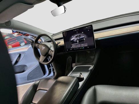 Used 2023 Tesla Model Y Long Range AWD/4WD image 22