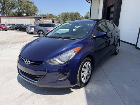 Used 2011 Hyundai Elantra GLS FWD image 3