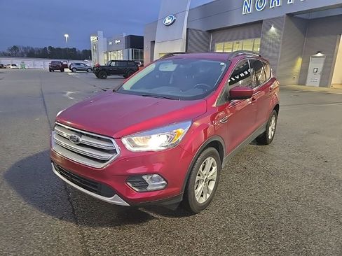 Used 2019 Ford Escape SEL image 14