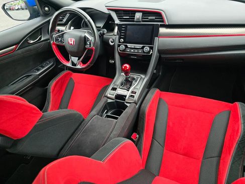 Used 2019 Honda Civic Type R image 16