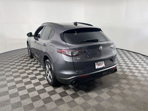 Used 2025 Alfa Romeo Stelvio Sprint w/ Convenience Package image 5