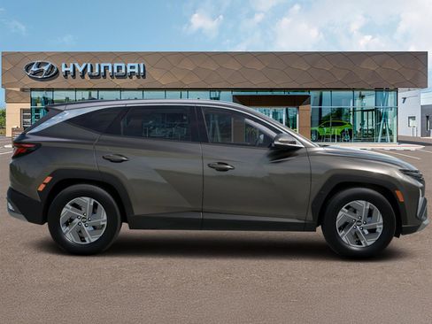 New 2026 Hyundai Tucson Blue SE AWD/4WD image 6