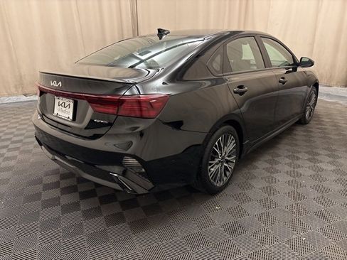 Certified 2023 Kia Forte GT-Line image 5