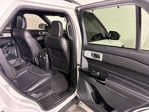 Certified 2024 Ford Explorer ST w/ Equipment Group 401A AWD/4WD image 38