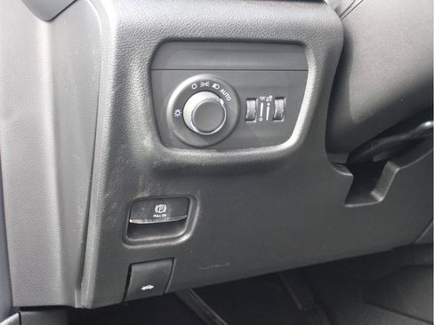 New 2026 Jeep Grand Cherokee Altitude AWD/4WD image 15