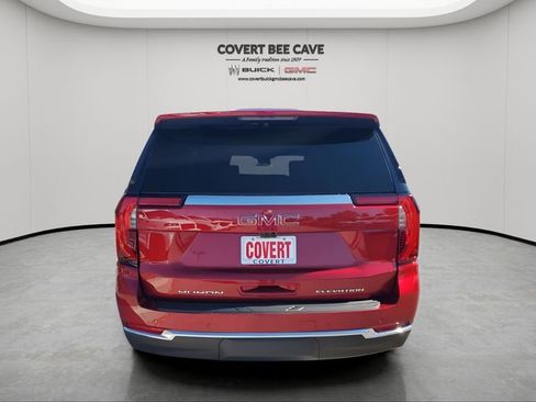 New 2026 GMC Yukon Elevation image 8