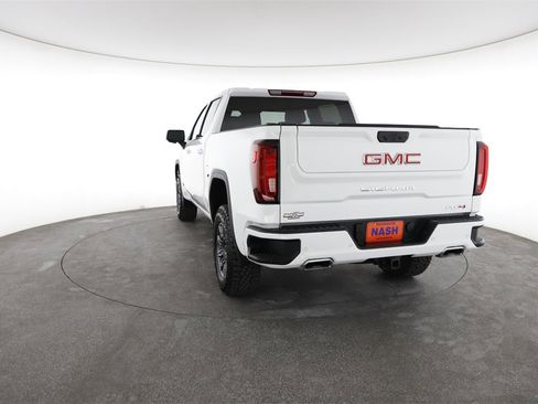 Used 2025 GMC Sierra 1500 AT4 image 10