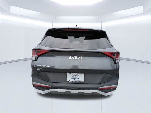 Used 2023 Kia Sportage EX FWD image 5