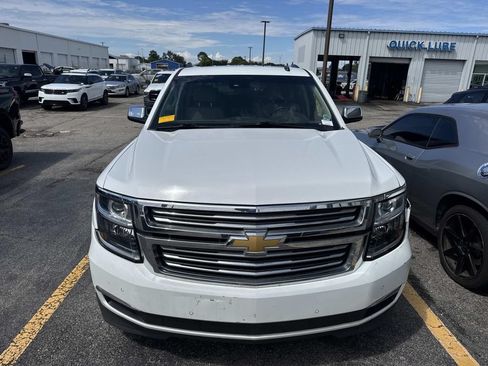 Used 2015 Chevrolet Suburban LTZ AWD/4WD image 15
