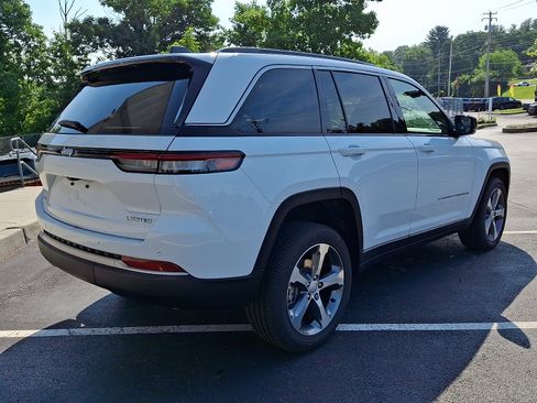 New 2026 Jeep Grand Cherokee Limited AWD/4WD image 3