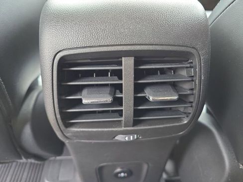 Certified 2024 Ford Escape Platinum AWD/4WD image 29