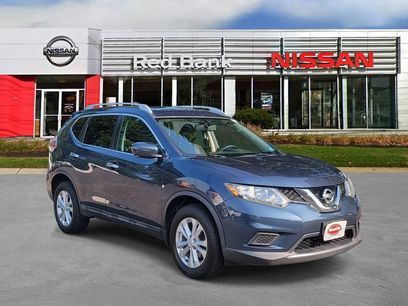 Used 2016 Nissan Rogue SV w/ SV Premium Package