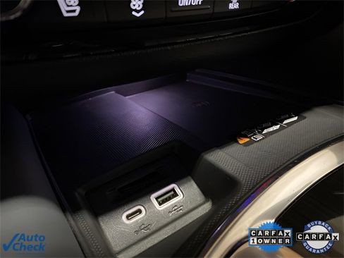 Used 2024 Buick Enclave Premium image 48