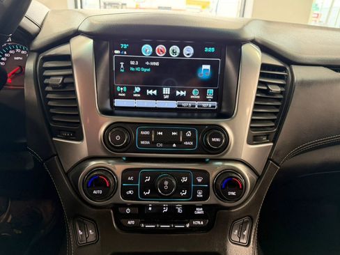 Used 2020 Chevrolet Suburban LT image 48