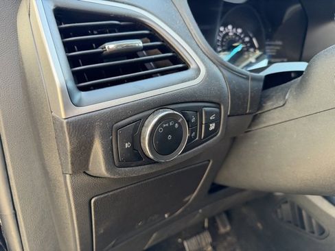 Certified 2024 Ford Edge SEL w/ Sport Appearance Package image 15