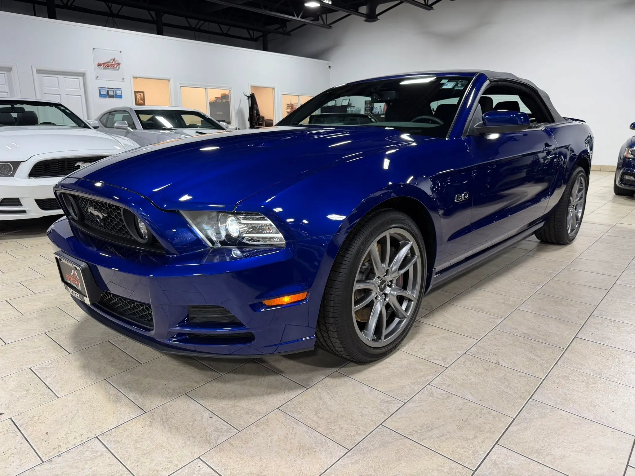 Used 2013 Ford Mustang GT w/ Brembo Brake Pkg RWD image 15
