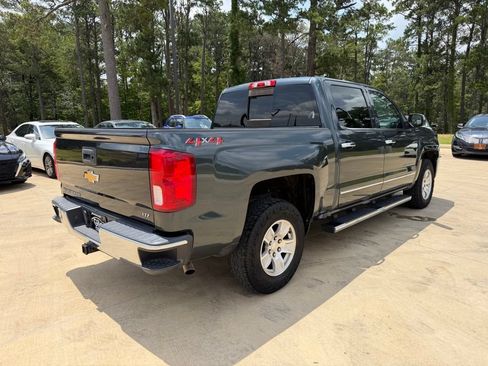 Used 2018 Chevrolet Silverado 1500 LTZ AWD/4WD image 5