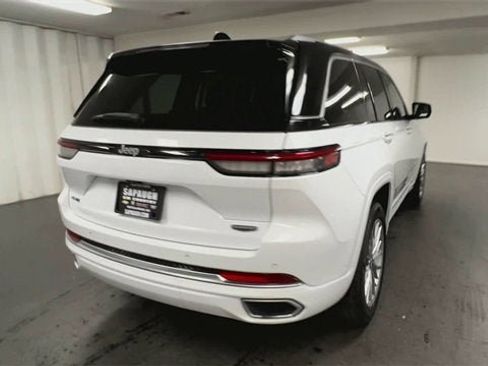 Used 2022 Jeep Grand Cherokee Summit image 8