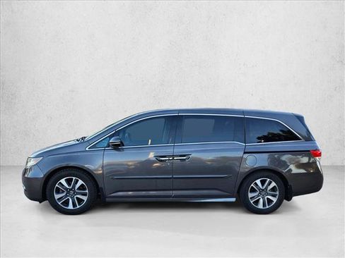 Used 2014 Honda Odyssey Touring image 9