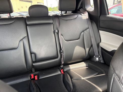 Used 2025 Jeep Compass Limited AWD/4WD image 38