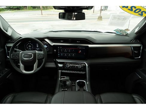 Used 2024 GMC Sierra 1500 Denali image 32