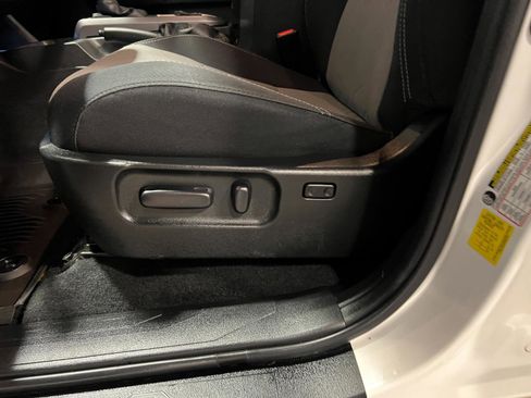 Used 2023 Toyota Tacoma TRD Sport image 22