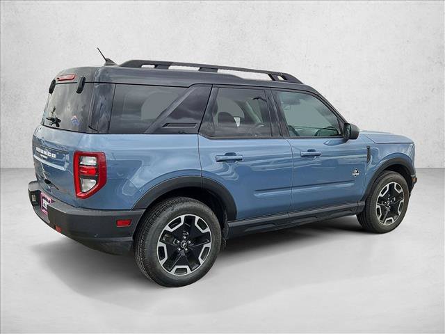 Used 2024 Ford Bronco Sport Outer Banks w/ Tech Package AWD/4WD image 5