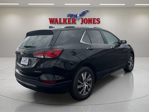 Used 2023 Chevrolet Equinox Premier image 7