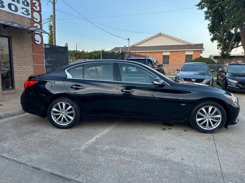 Used 2017 INFINITI Q50 3.0t Premium w/ 3.0T Premium Plus Package AWD/4WD image 4