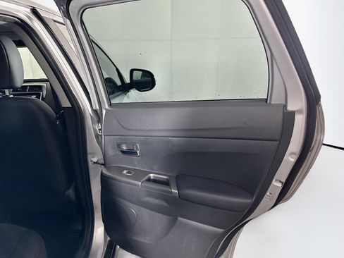 Used 2025 Mitsubishi Outlander Sport SE image 28