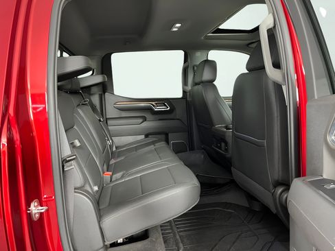 Used 2023 Chevrolet Silverado 1500 RST AWD/4WD image 23