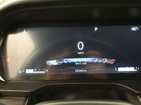 Used 2022 Jeep Grand Cherokee Limited w/ Luxury Tech Group II image 9