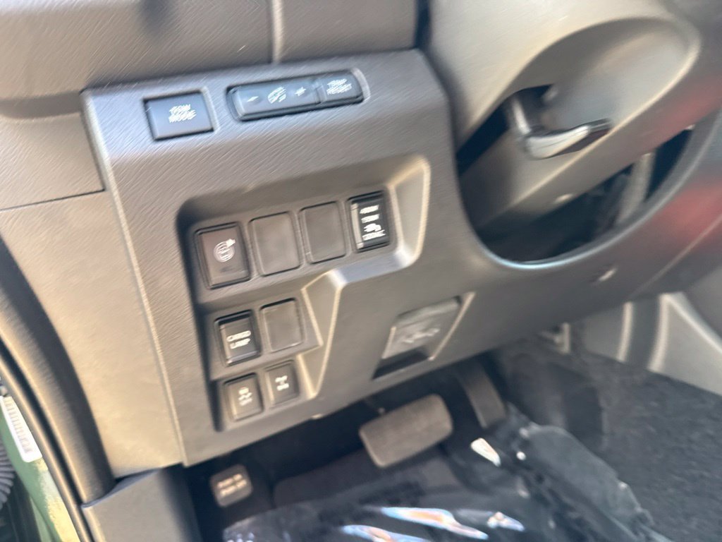 Used 2026 Nissan Frontier PRO-4X w/ Pro-4x Convenience Package AWD/4WD image 18