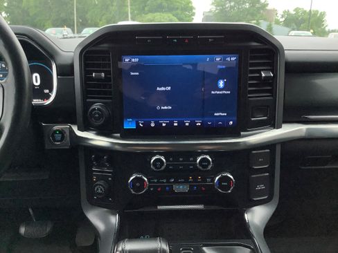Used 2023 Ford F150 Lariat w/ Equipment Group 502A High AWD/4WD image 11