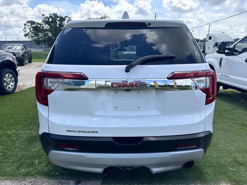Used 2021 GMC Acadia SLE w/ LPO, Floor Liner Package image 6