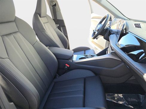 New 2025 Audi Q5 Premium Plus image 10